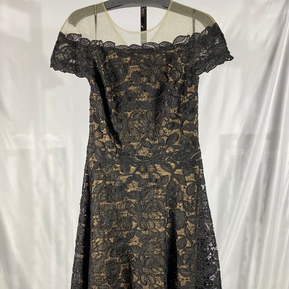 Dress - Tadashi Shoji - Picture 1 of 6